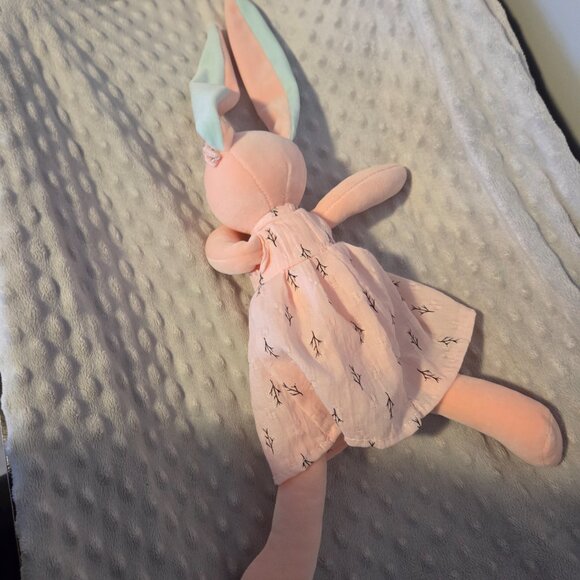 Pink bunny - Picture 2 of 2
